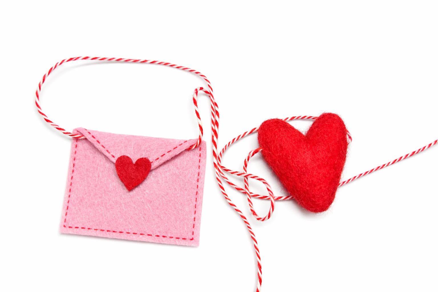 Mini Heart Envelope Garland, Valentine's Day Garland, Heart Garland, Felt Garland, Sweetheart Garland, Red Heart Garland, Valentine Decor